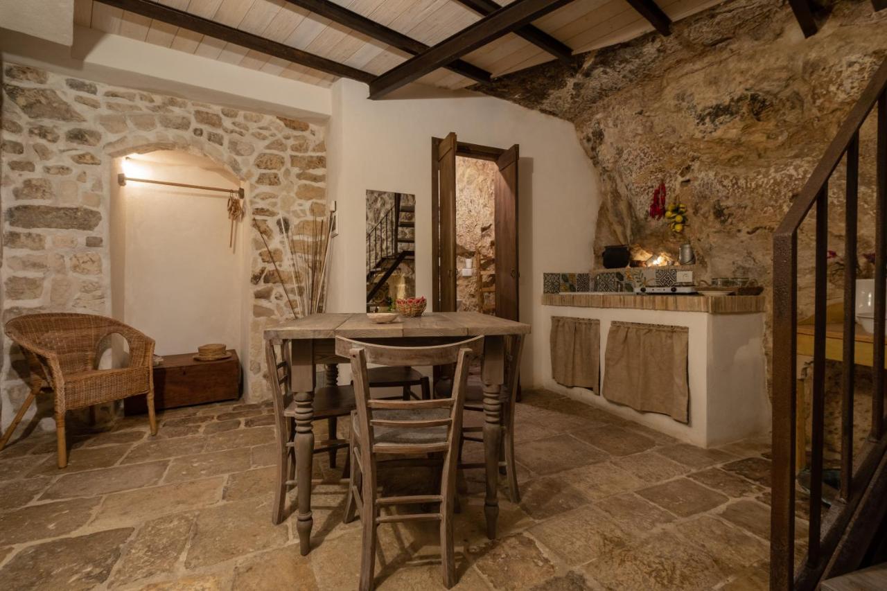 Case-Grotte Degli Avi, Esperienza Abitativa In Grotta Modica Exterior foto