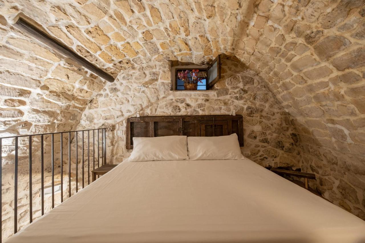 Case-Grotte Degli Avi, Esperienza Abitativa In Grotta Modica Exterior foto