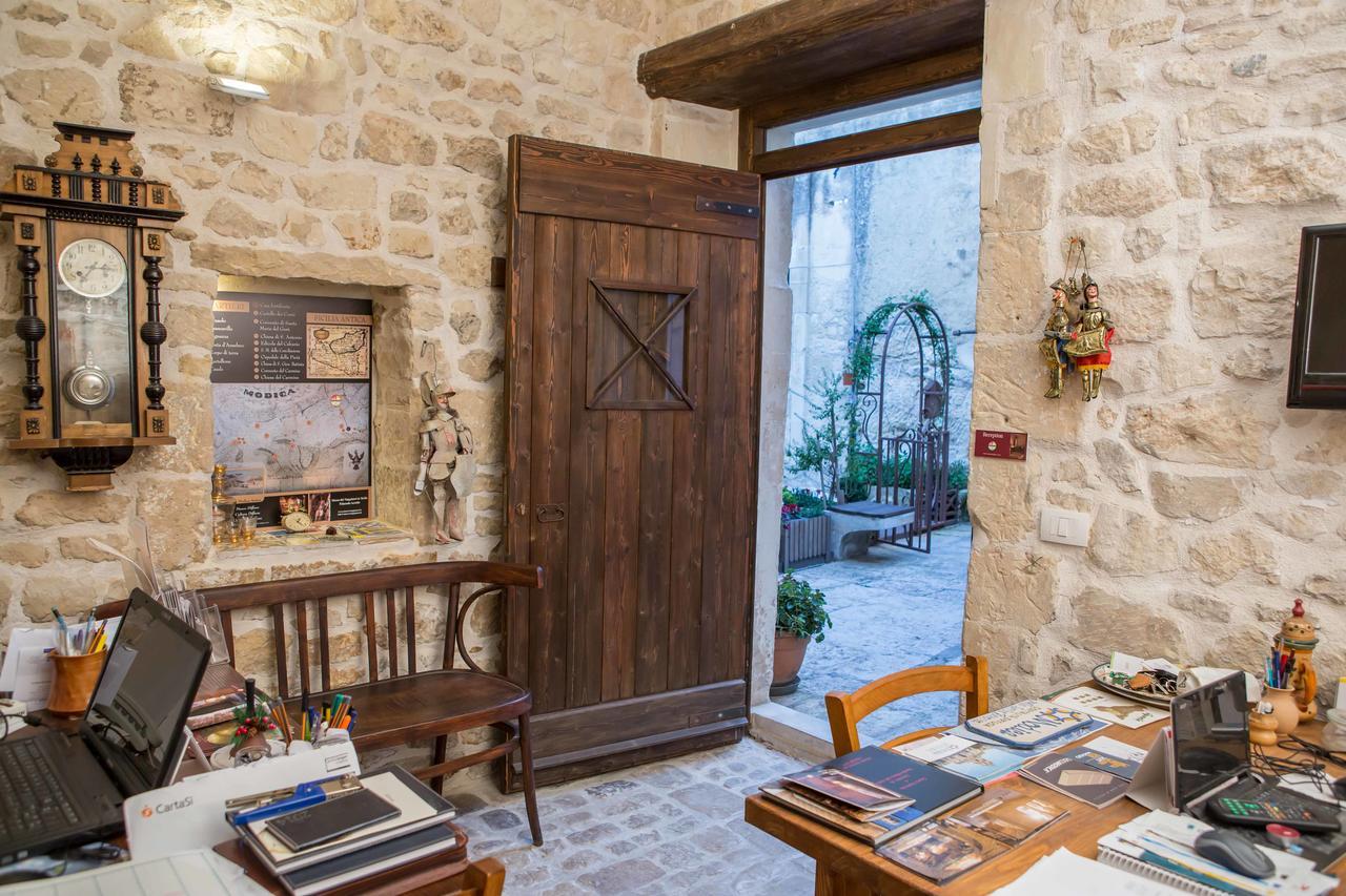 Case-Grotte Degli Avi, Esperienza Abitativa In Grotta Modica Exterior foto