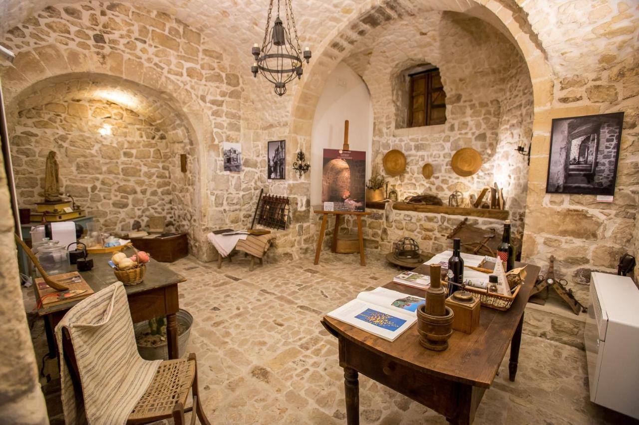 Case-Grotte Degli Avi, Esperienza Abitativa In Grotta Modica Exterior foto